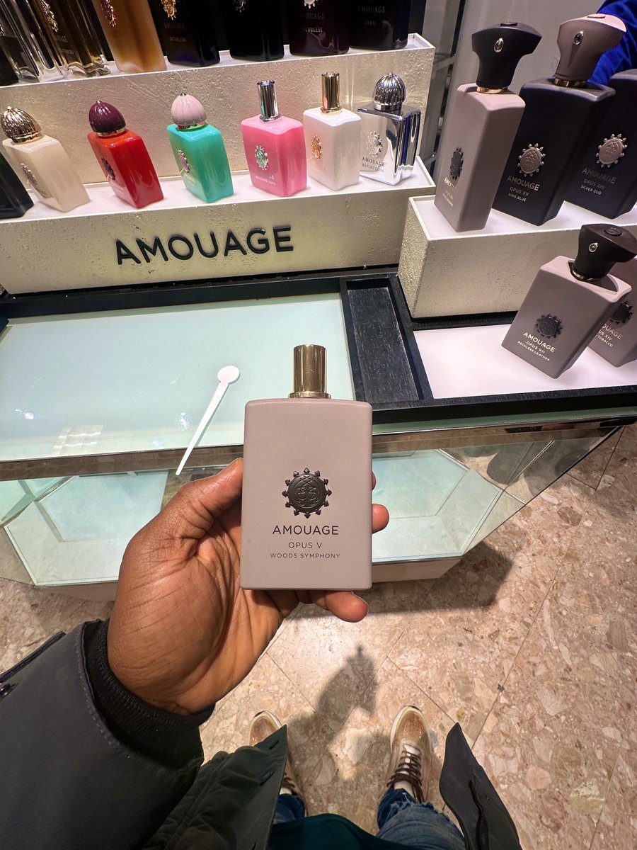 kkunley's tweet image. You see this Amber Kiso and Notorious oud,  it’s for those with good retirement plan-401K etc. You need a personality to pull it off.

Sampled WS because someone tried it said it’s worth a full bottle.

Blockade Mindgames is a freshie. I don’t do fresh 😅😂.

#FragSpace