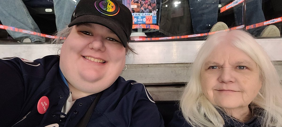 LedByTheUnknown's tweet image. Jo and I at the #manitobamoose game for #followyourdreams night in support of #wasac #supportindigenousyouth