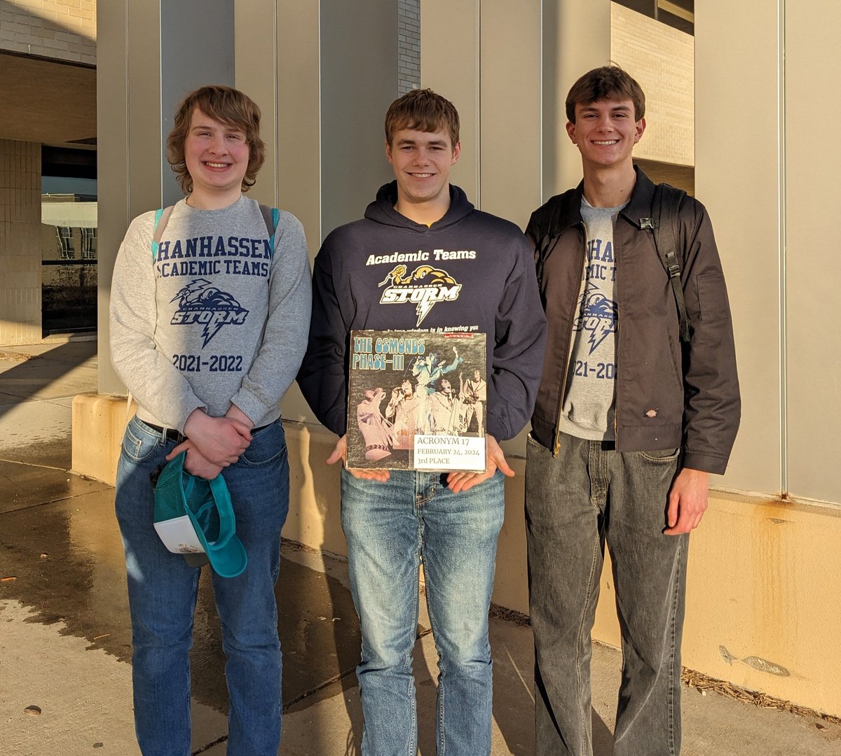 Congratulations to @chankbqb Quiz Bowl Team A for coming in 3rd place at today's ACRONYM 17 tournament in Burnsville! #RollStorm #StormDNA
