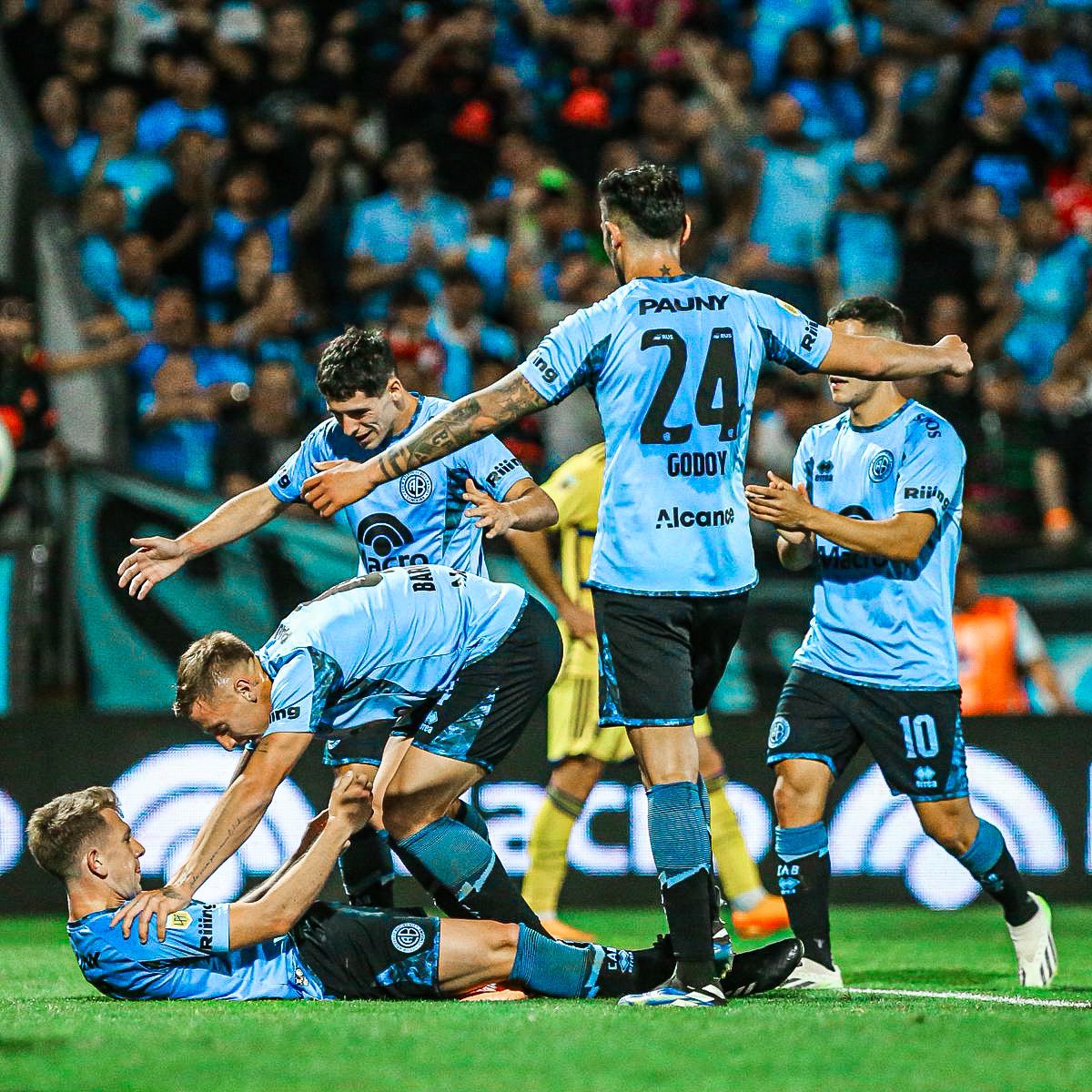 🏴‍☠️ Con este HISTÓRICO empate 2-2, Belgrano sigue 20 PARTIDOS ABAJO en el historial.

LOCURA 🤯