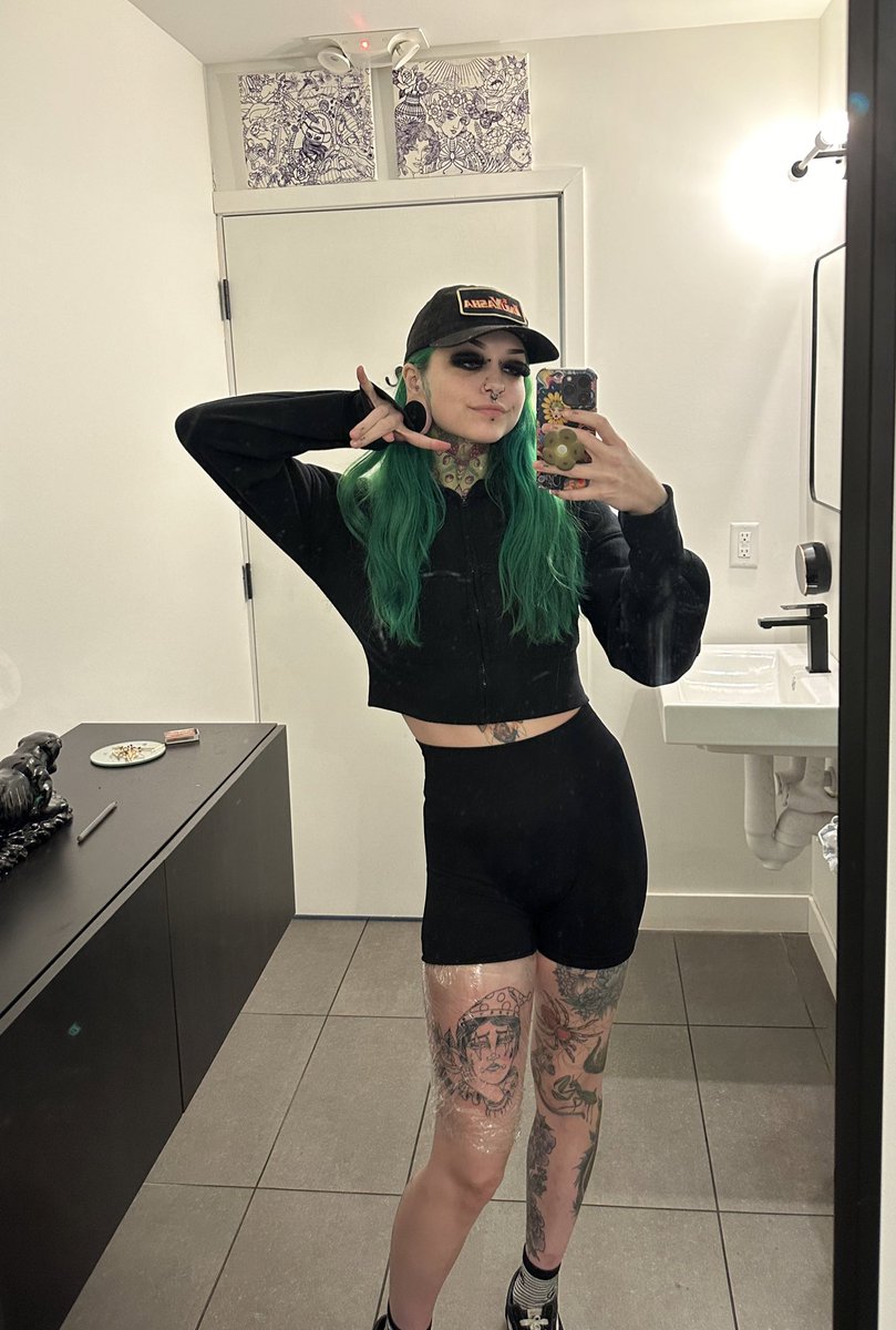 AgentShagwell's tweet photo. Sneak peak at my new tattoo:) https://t.co/x8pG2D5w4Y