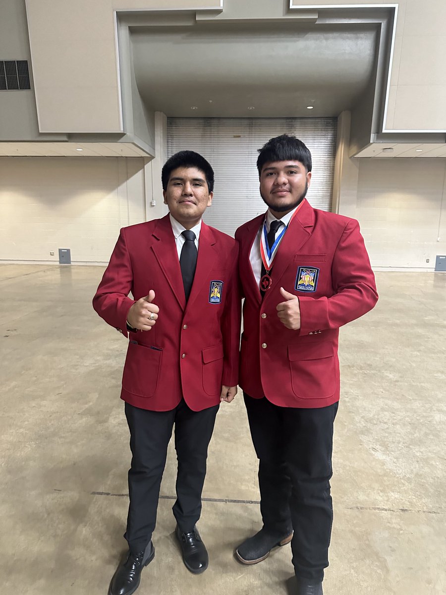 CieastDallas's tweet photo. We did it!!! First time competing at SkillsUSA. A HUGE congrats to Spruce senior Jose Patiño who received 3rd place in the electrical wiring competition!!! So proud of this team!
#allthewayup
#timetoshine
#careerinstituteeast
@Alvarenga_DISD 
@DrBrianLusk 
@CTEinDallasISD https://t.co/Dxj12pF6VD
