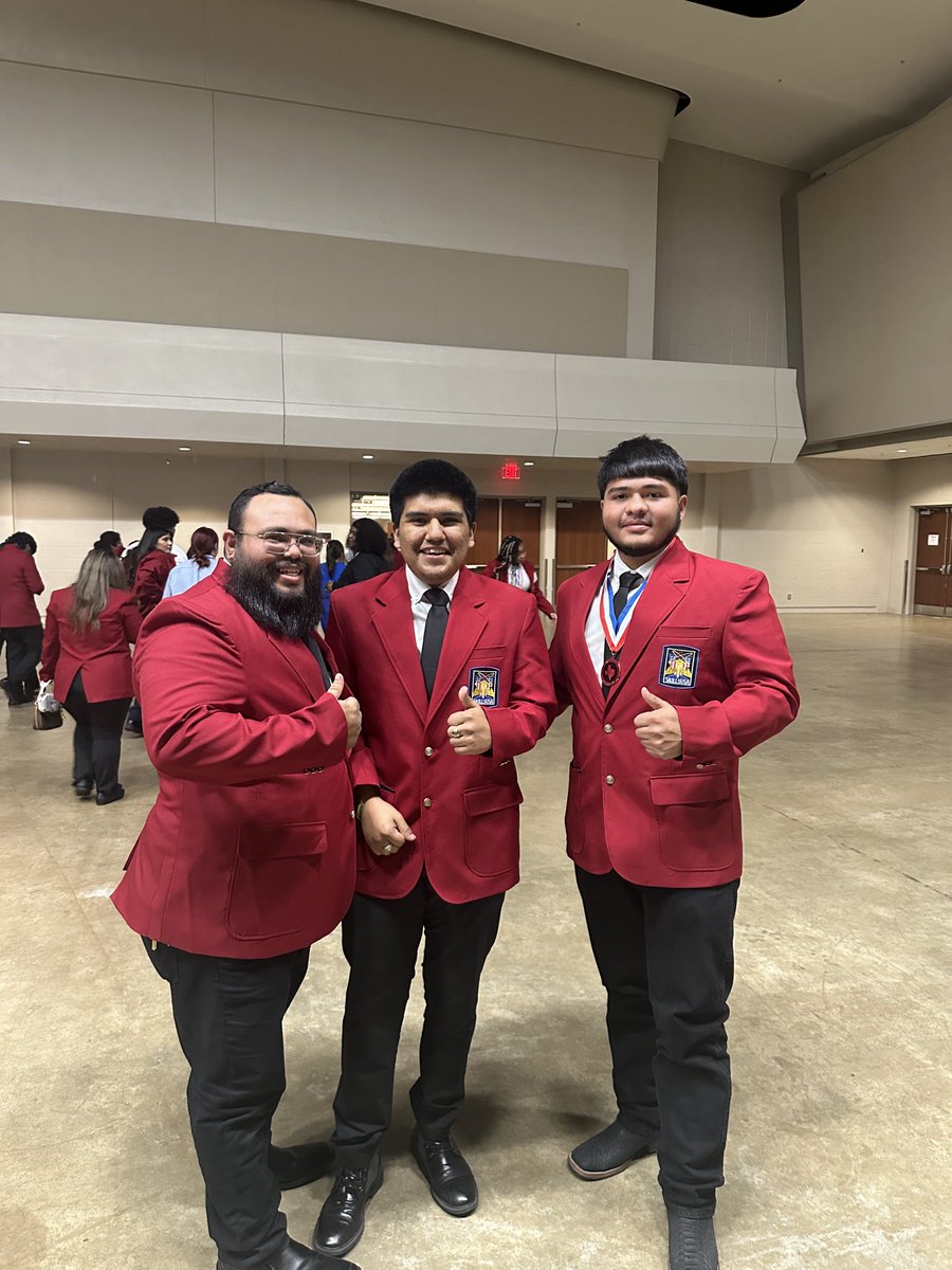 CieastDallas's tweet photo. We did it!!! First time competing at SkillsUSA. A HUGE congrats to Spruce senior Jose Patiño who received 3rd place in the electrical wiring competition!!! So proud of this team!
#allthewayup
#timetoshine
#careerinstituteeast
@Alvarenga_DISD 
@DrBrianLusk 
@CTEinDallasISD https://t.co/Dxj12pF6VD