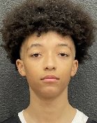 6'0 2028 Jayden Robinson is starting varsity for @dnaprepacademy (CA) as an 8th grader and holding his own, as seen with 7 point showing today at @TheGrindSession. Still finding his groove, but is serious shooter who doesn't look out of place against older opponents.