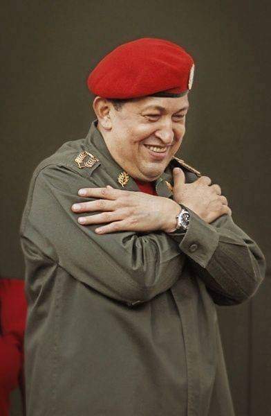 Buenas noches #Cuba...🫂 Chavista pa' tod@s los que aman en luz y en oscuridad...
#ChavezCorazonDeLosPueblos 
#IzquierdaPinera