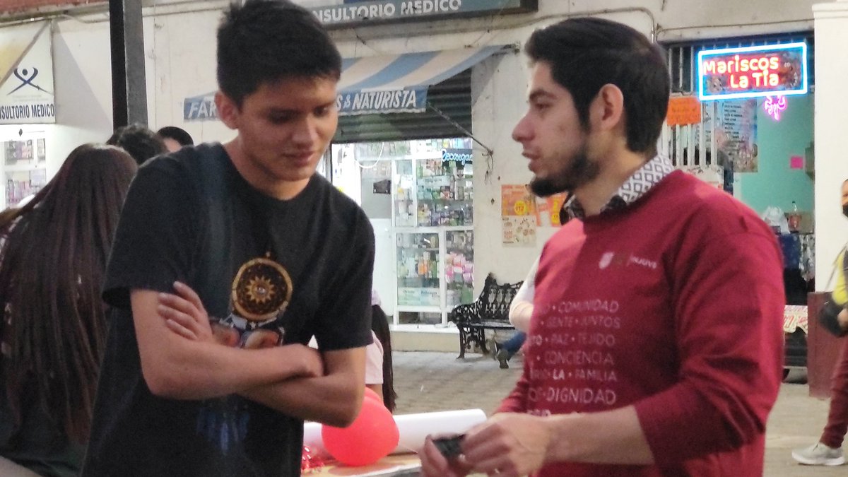 saludsexINJUVE's tweet photo. 1/2 Hoy es Viernes y toca... #CaéleAlPunto en esta ocasión le caímos a la alcaldía #Xochimilco dónde estuvimos brindando información de #MetodosAnticonceptivos #UsoCorrectoDelCondón #EmbarazoAdolescente y obsequiando los tan codiciados #Nuevoskit's de #CondonesGRATIS https://t.co/BX2kvnpNLz