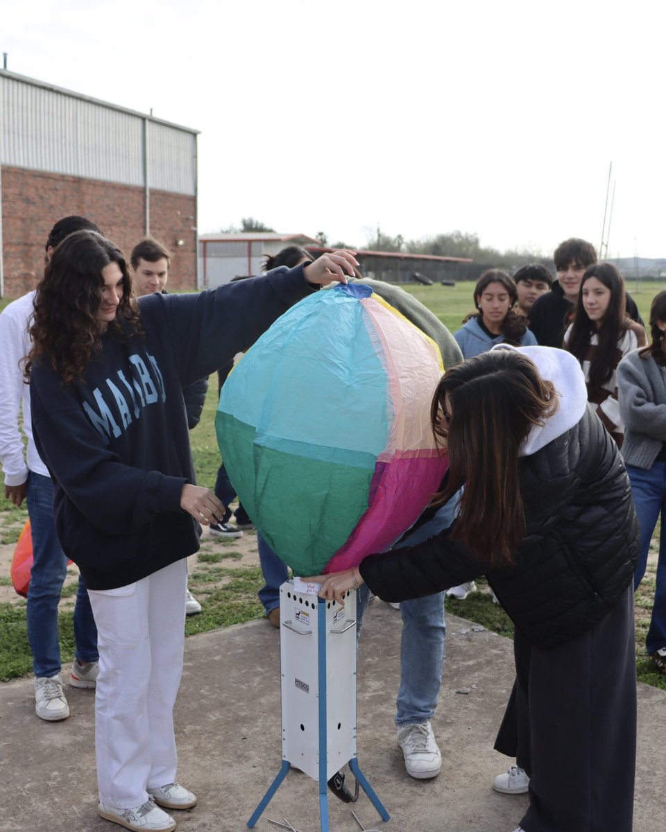 SHSDrone's tweet photo. Our Special Topics in Social Studies got to apply their study of innovation and persistence in American inventions, by building their own @pitscoed hot air balloon! https://t.co/SWVfzEkeCd