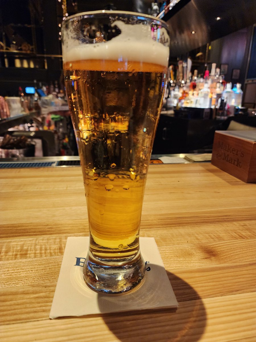 I can't remember the last time I saw @CoorsBanquet on tap! #108ing @suncoastcasino