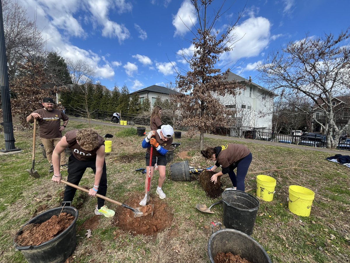 r_wade0's tweet photo. Had a great morning volunteering with @ups @TreesAtlanta and @johnlewisorgs to plant trees in Atlanta! Thank you to all these awesome foundations and the amazing work they do in our community! https://t.co/5O7Jha1f2N