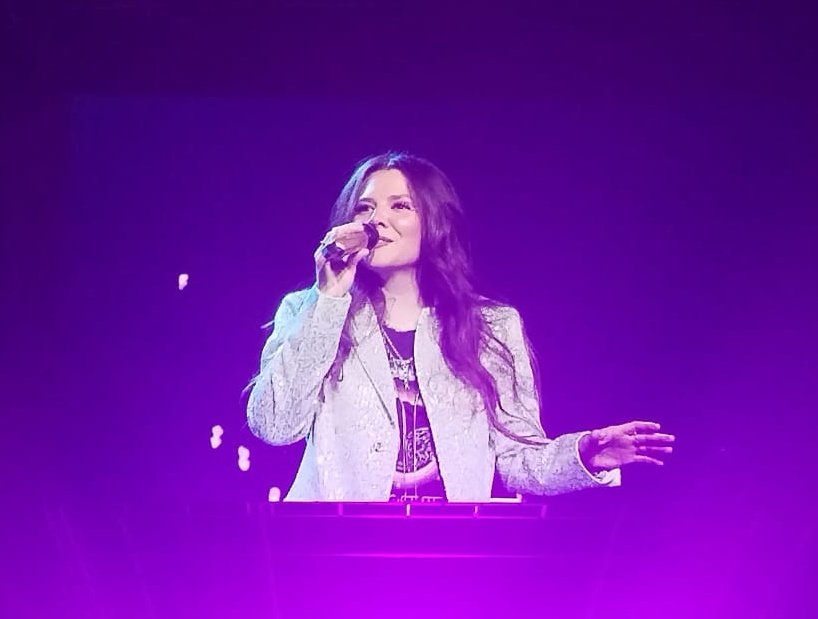 Supercorp23's tweet photo. Que bonito concierto 🫰🏼🥹💙
#jesseyjoy https://t.co/t5yTROTzNI