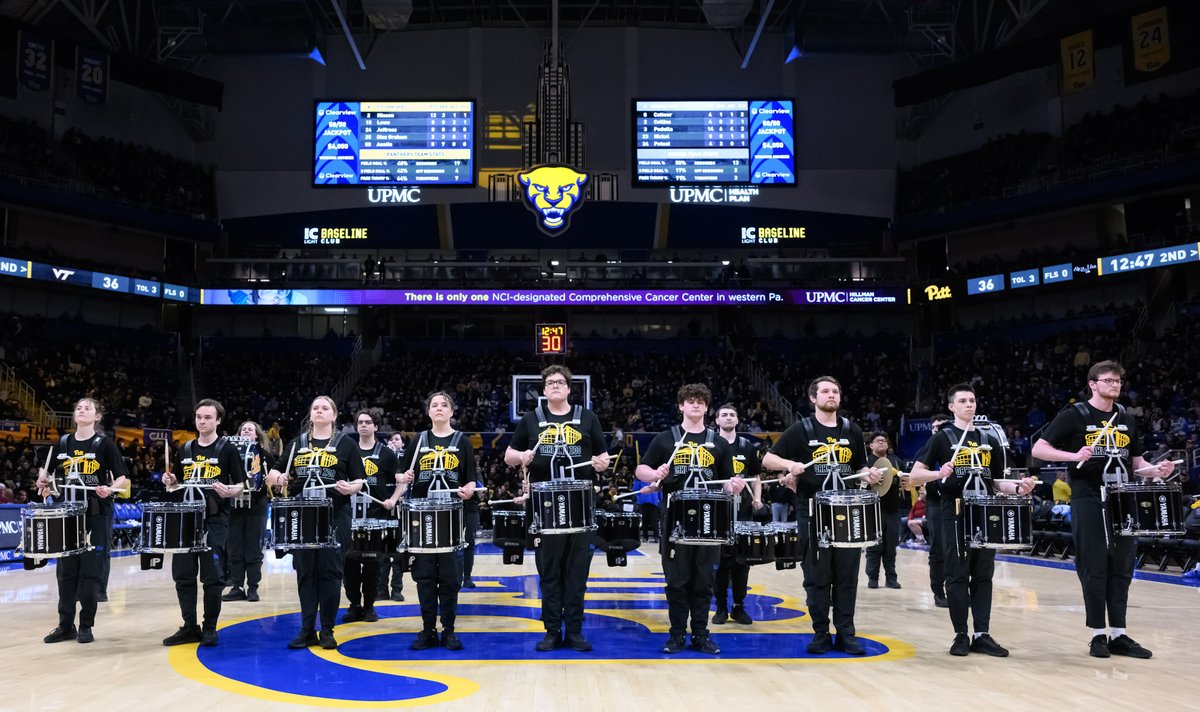 pittbandphoto's tweet image. The score was tied at the half and Pitt went on to win by 13 points.  So it's pretty obvious the game's turning point was the @PittBand Drumline performance at halftime.  @ACCChamps21