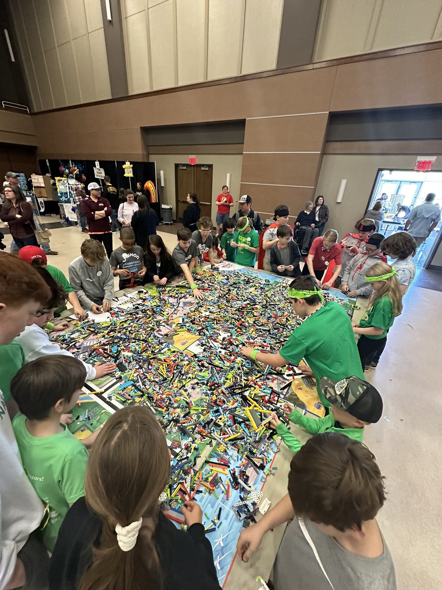 LawhonTPSD's tweet image. One of Lawhon’s robotics teams, the Elvis Engineers, competed at Mississippi First Lego League Challenge Competition in Pearl, MS today!! They competed against other robotics teams from across the state.  Congratulations to Elvis Engineers for competing at the state level! #tpsd