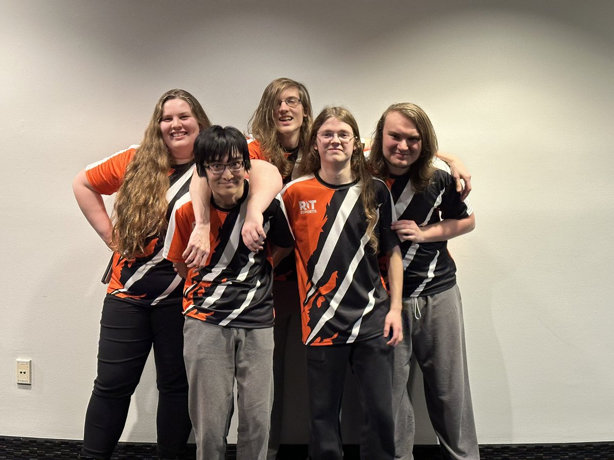 🎉 Huge congratulations to our RIT Overwatch Orange team for dominating #GAMEmason without dropping a single game! 🏆🎮 Dedication and skill truly shone through, victory well-deserved! #Overwatch #Champions #NoLosses #Esports #GamingCommunity #Victory #Teamwork #Domination #Great