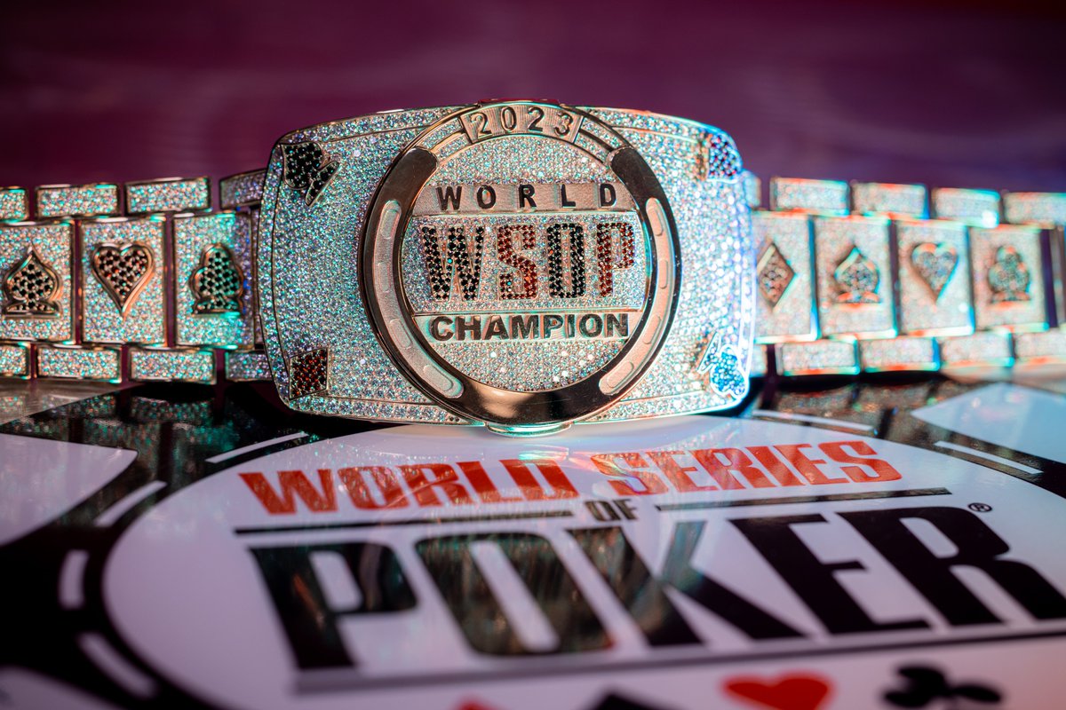 🌐♣️🏆 #GlobalPokerAwards Best Event: The World Series of Poker Main Event broke it's 17-year old number of entries record this summer. From 8,773 to 10,043 players - Congrats @WSOP