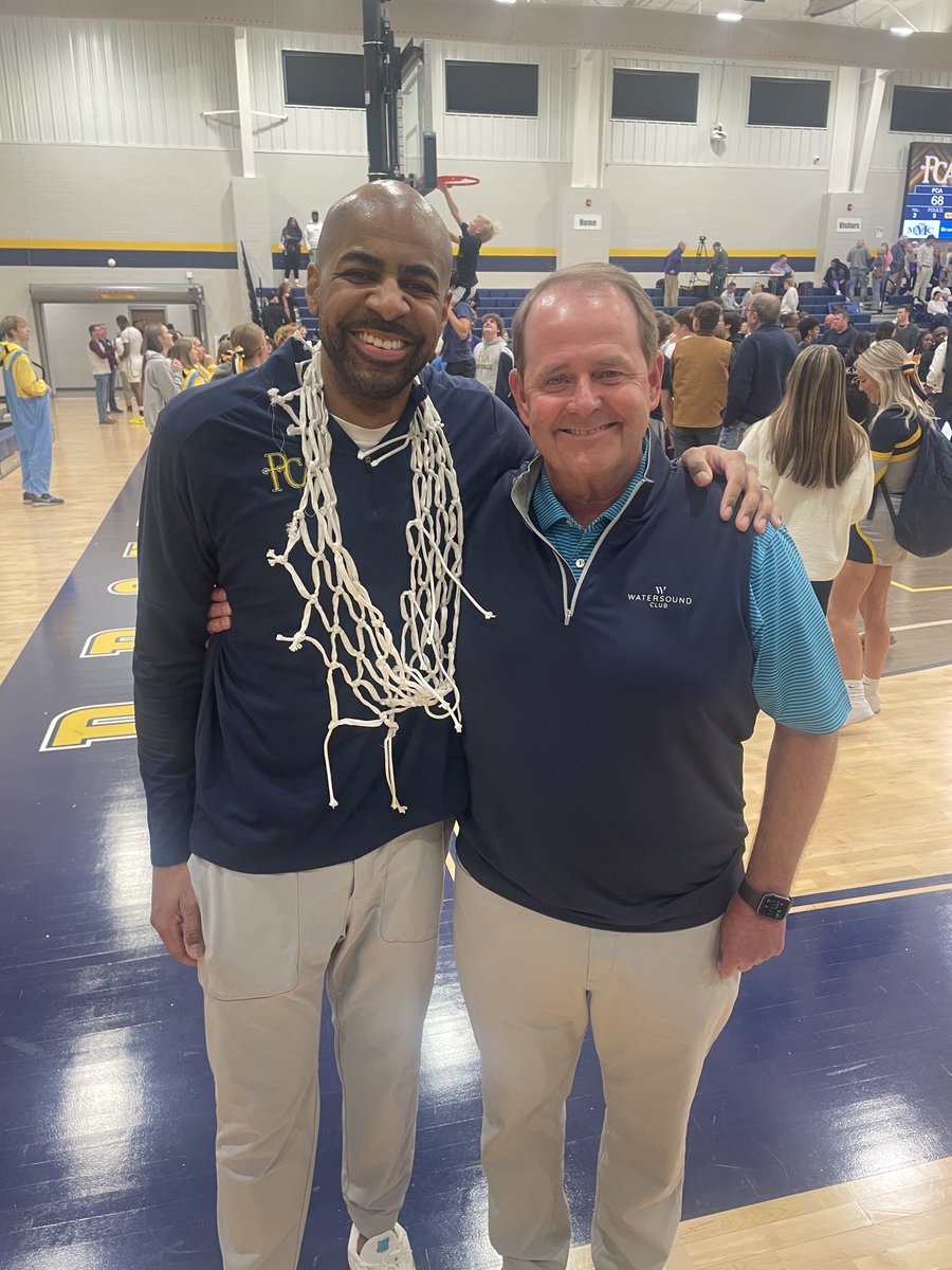 So proud of ⁦@KerryHammondsII⁩ &. ⁦@PCA_MBB⁩ on their championship and first trip to the Final 4 next weekend! Great player & coach for us ⁦@MT_MBB⁩ 👏👏🏆