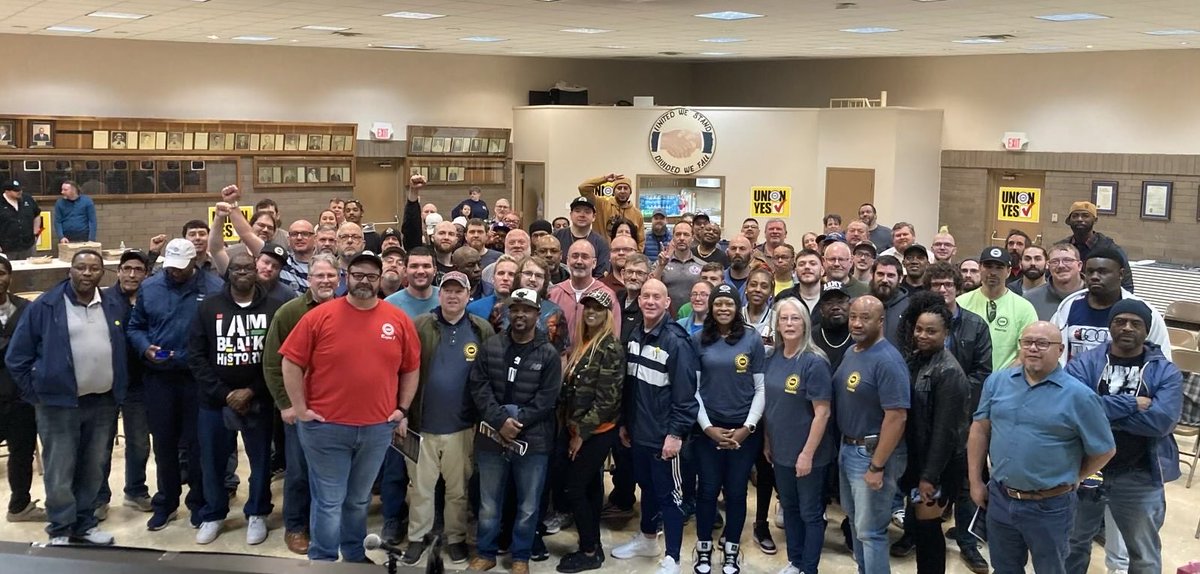 I had a great time today meeting with Volkswagen workers as they journey on the path to victory of winning justice on the job! Workers in America are fed up with being left behind and unions are the path to dignity on and off the job! Stand Up UAW VW!!!!