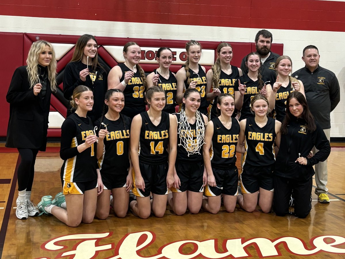 Congratulations to Monroeville for winning a Sectional Championship tonight! 🥇

The #5 Eagles (16-8) defeated #4 Mansfield Christian 58-39 to advance into the D4 Willard District.