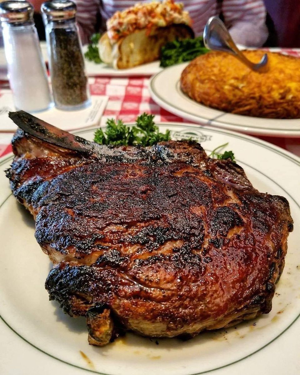 butters247's tweet photo. That’s Saturday supper ya’ll! 👊🏽💥 https://t.co/PrnW6tuUCm