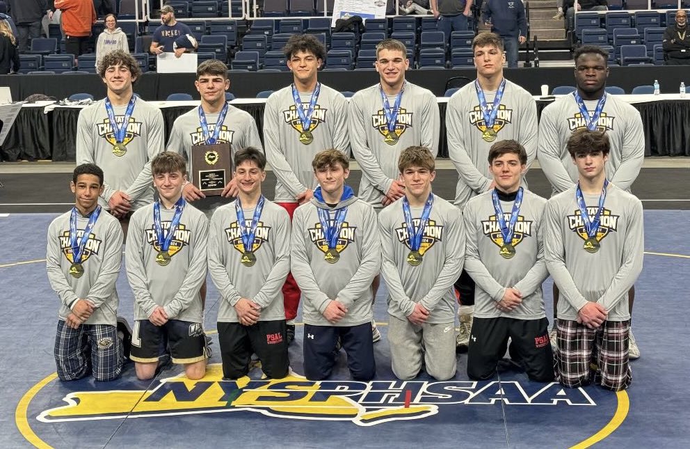 845Nation's tweet image. PHOTO: Incredible night for Section 9 wrestling

FIVE of the 13 state Division I champions are from The 845

101 pounds: William Soto, Newburgh Free Academy
108: Cooper Merli, NFA
124: Luke Satriano, Valley Central
160: PJ Duke, Minisink Valley
285: Stephan Monchery, Middletown