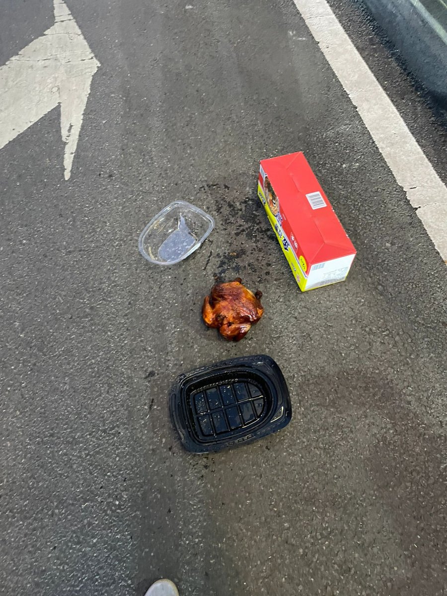 esdevieel's tweet image. My lunch!!! 😭😭😭😭😭😭😭😭