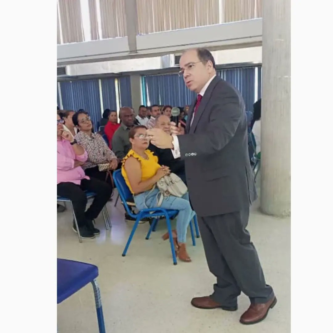 CambiemosArag's tweet photo. El día de ayer Viernes 23 de febrero nuestra dirección regional participo en la conferencia "Un Pacto por el futuro de Venezuela" un evento nutritivo para encaminar nuestro debate y nuestro perspectiva país. Gracias a @frrodriguezc https://t.co/SpqXHyNGXd