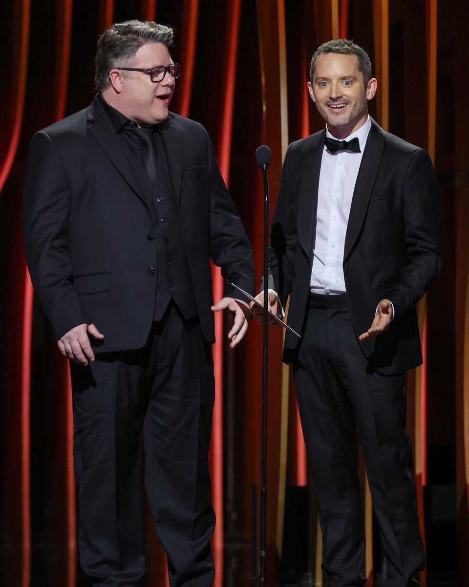 LindaofNote's tweet photo. More @SeanAstin and @elijahwood at @SAGawards https://t.co/jgyaKF4zkC