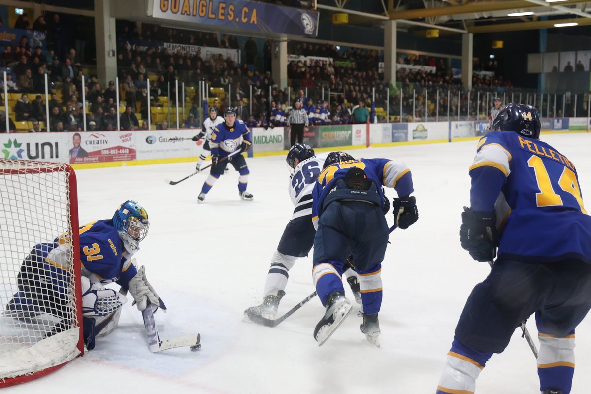 legern_'s tweet photo. @aiglesbleus @aigles_hockey 5 @StFXAthletics 2 hockey masculin @AUS_SUA samedi soir. Moncton mène série demi-finale 2 à 0 en 3 de 5, 3e joute mardi à Antigonish. 2 buts de Jacob Dion, Rémy Angelhart, Jeremy Lapointe, et Yannic Bastarache. Belle performance gardien Olivier Adam. https://t.co/dkbOljkERw