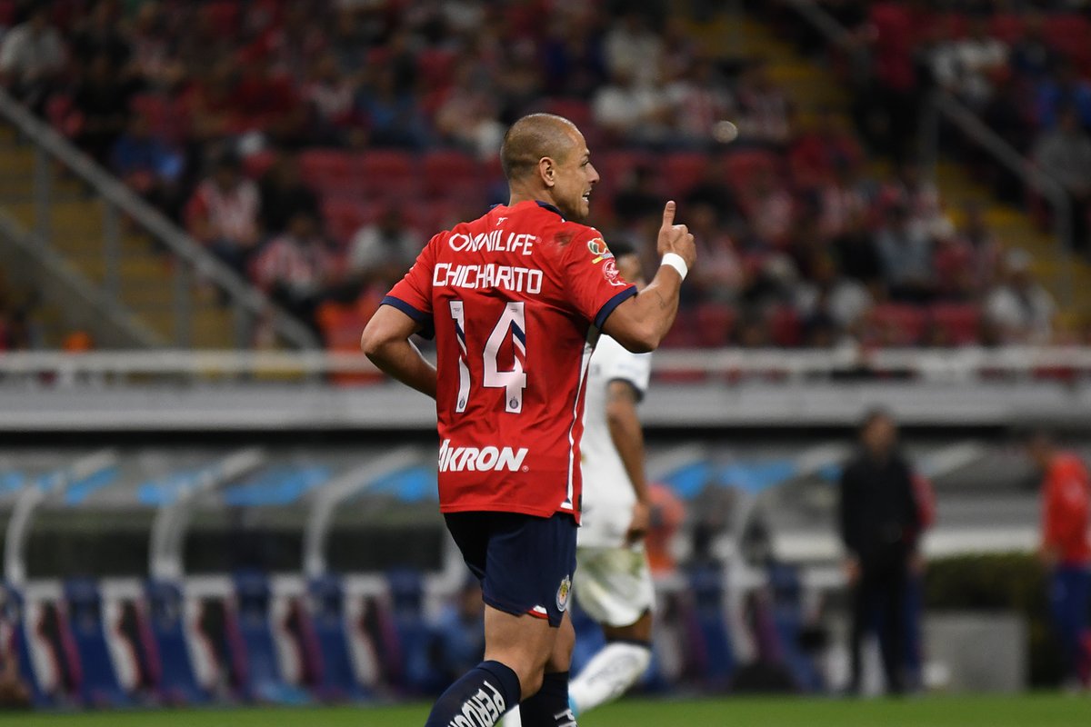 LigaBBVAMX's tweet photo. 👍🏼 Si igual que a nosotros, te emociona ver volver a UN GRANDE a nuestro futbol...

¡Qué momento, @Chivas! 😍 https://t.co/mAfO8C3NuW