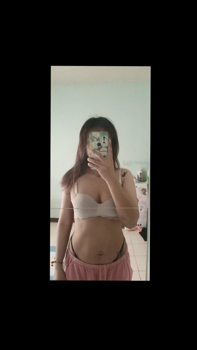 NongNgaew1's tweet photo. คิดถึงอยากกอด อยากถอดให้หมดเลย😘🤭

#สมุทรปราการ 
#สาวขี้เหงา https://t.co/G9Vzv8sK1V