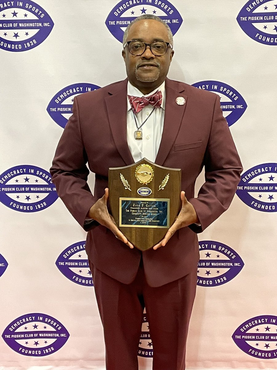 On 02/24/2024 the Pigskins Club of Washington DC honored past <a href="/NCHT_TCPH/">The Purple Puck</a> Director John F. Cotten with its 2023 Community Service Award. <a href="/GonzagaSports/">GonzagaCHS Sports</a> <a href="/Gonzaga_Hockey1/">GonzagaCHS Hockey</a> <a href="/GonzagaGoodNews/">GonzagaCHS</a> #TheChampsPlayeHere #OneTeamOneFamily #HailGonzaga