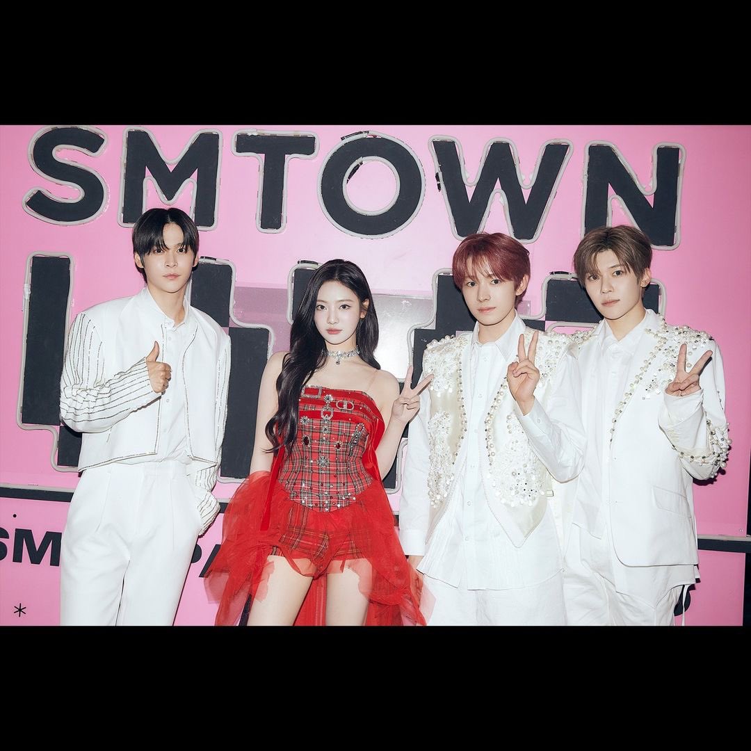 YIZHUO_TH's tweet photo. ภาพเบื้องหลังของ #NINGNING กับคุณอึนซอก RIIZE , คุณชิอน และคุณยูชิ NCT WISH ในคอนเสิร์ต SMTOWN LIVE 2024 SMCU PALACE @ TOKYO 

�� https://t.co/5G3wokMFrO

#aespa https://t.co/wrLcVv8OmF