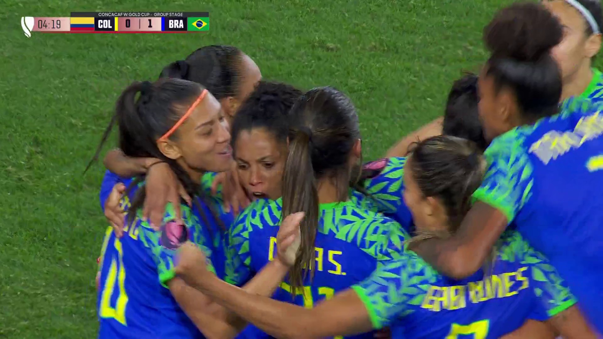 Brazil strikes fast to go up early in the match!