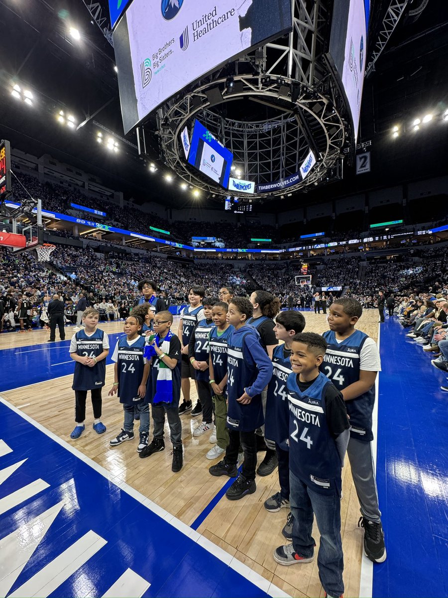 Timberwolves & Lynx Community Impact (@packoffcourt) on Twitter photo In partnership with <a href="/UHC/">UnitedHealthcare</a> & <a href="/bigstwincities/">Big Brothers Big Sisters Twin Cities</a>, we invited our Dream Team to be recognized during tonight’s game vs the Brooklyn Nets.
Let’s hear it for our Dream Team‼️👏 In partnership with <a href="/UHC/">UnitedHealthcare</a> & <a href="/bigstwincities/">Big Brothers Big Sisters Twin Cities</a>, we invited our Dream Team to be recognized during tonight’s game vs the Brooklyn Nets.
Let’s hear it for our Dream Team‼️👏