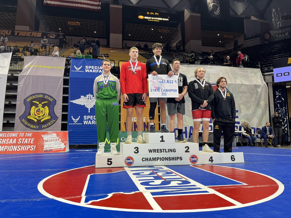 Dawson Hemme-5th place at 215 pounds