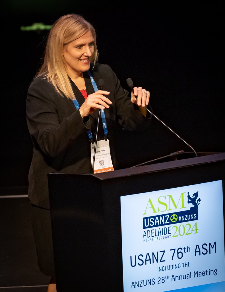 “The best way to climb to the top of the ladder is to take others up there with you”. Inspiring talks from Nicole Miller &amp; Véronique Phé this afternoon <a href="/USANZUrology/">USANZ</a> meeting. Closing the gender gap by always putting a hand out to elevate those who come after us 💕💪🏻