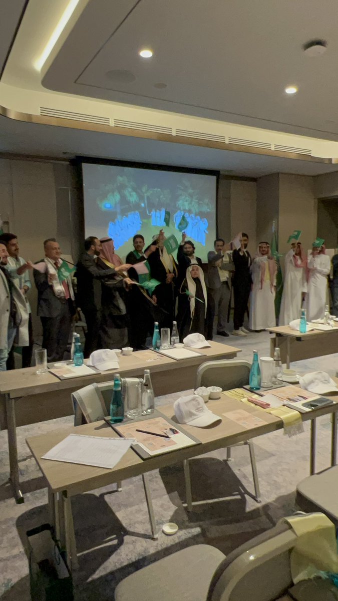 أقامت الملحقية الثقافية السعودية بتركيا حفلها الثاني بمدينة إسطنبول بفندق The Address بمناسبة يوم التاسيس بحضور الطلاب والطالبات السعوديين المبتعثين والدارسين على حسابهم الخاص في جو بهيج وفرح وسرور 
#يوم_التاسيس2024 #يوم_التاسيس_السعودي_