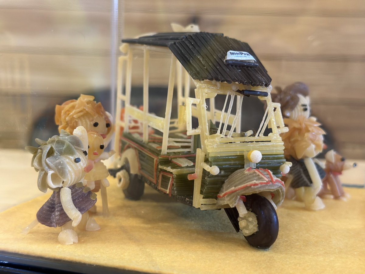NORIPPA_Tokyo's tweet photo. 全部パスタで作ってます
バスタdeアート　@JyonetuK  
今日も寒くトゥクトゥクはお休みしています https://t.co/EgDavaOqw0