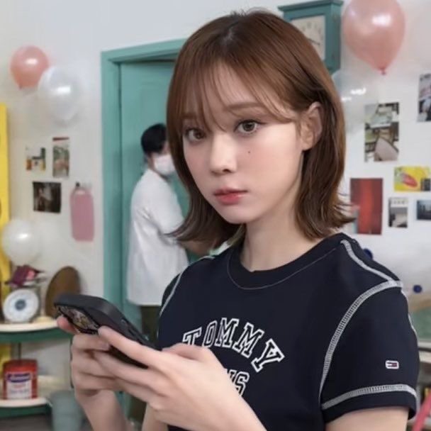 haravrsa's tweet photo. Situasi si kembar di rumah mami papi✌🏻 ditunggu gebrakan baru dari kita😬 https://t.co/6QEG7g2iFf