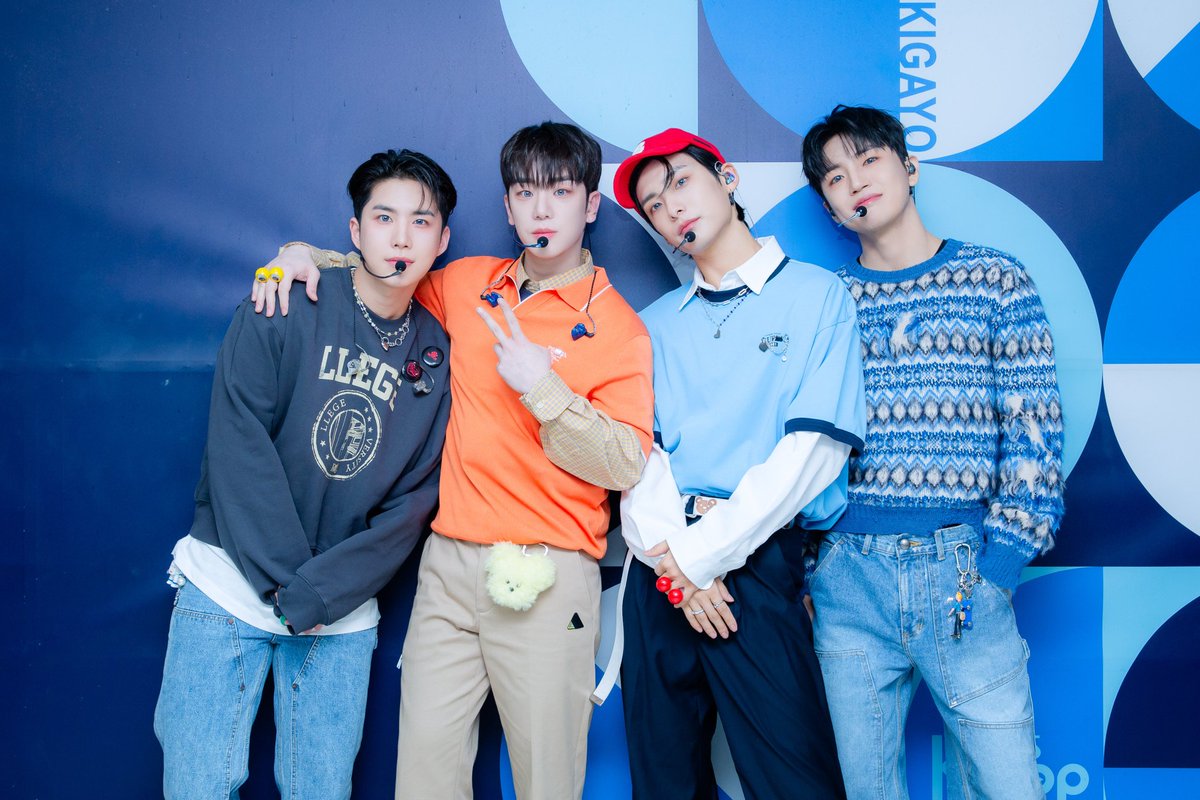 Kira_nosaurus's tweet image. Posted by inkigayo vs. posted by beat spot the difference