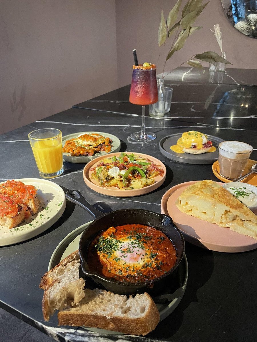 NEW BRUNCJ MENU + BOTTOMLESS BRUNCH MARCH 3rd 
BOOK beeswingwine.co.uk
#brunch #manchesterbottomlessbrunch
#manchesterfoodies
#manchesterbrunch
#sundays