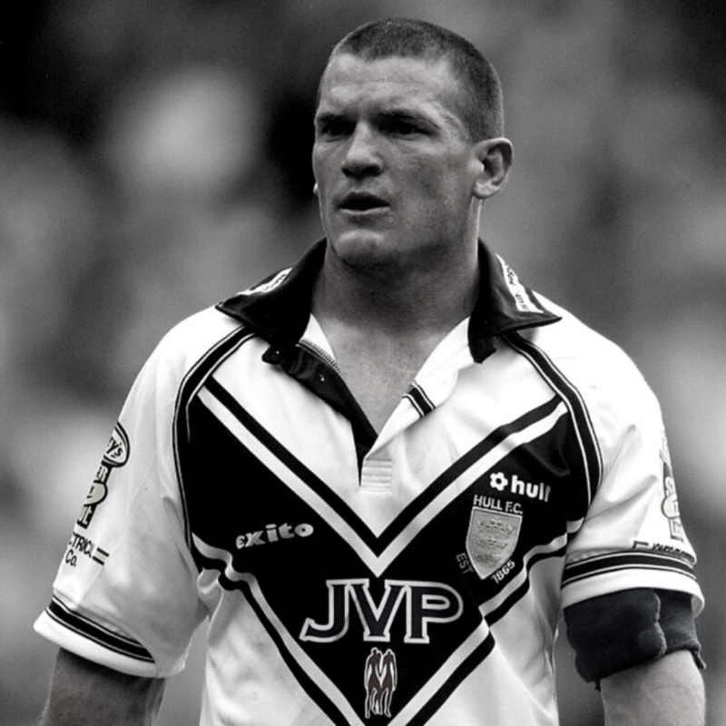 hullfcofficial's tweet photo. Today marks four years since the sad passing of former player Adam Maher ❤️

Adam was cruelly taken by Motor Neurone Disease at the age of 47 - you can support @mndassoc with a donation to help continue their key research and support of those within the MND community.

⚫️⚪️ #COYH