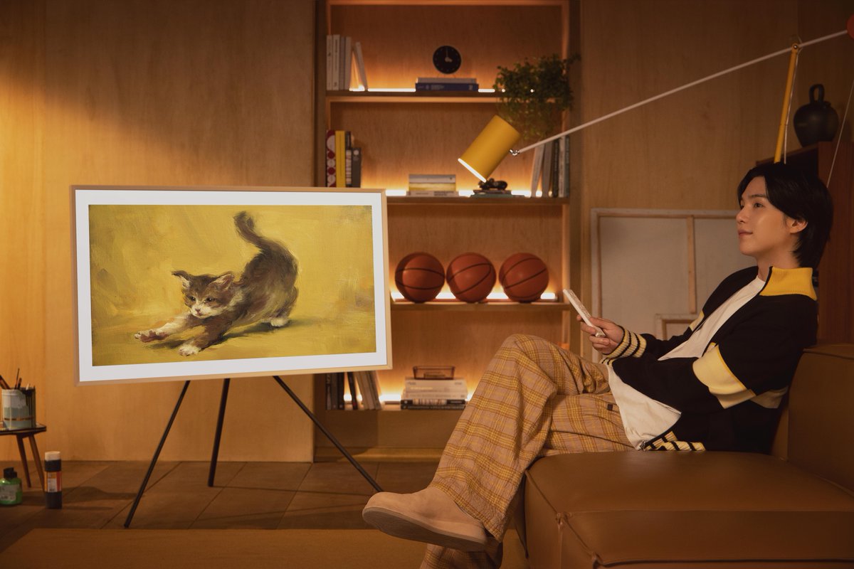 <a href="/BTS_twt/">방탄소년단</a> #The Frame is an exceptional TV that not only serves as the ultimate home entertainment hub but also transforms your space into an inspirational gallery 🖼️

Add the perfect finishing touch to your space today: smsng.co/TheFrame2024

 <a href="/BTS_twt/">방탄소년단</a> #SUGA #BTS #Samsung