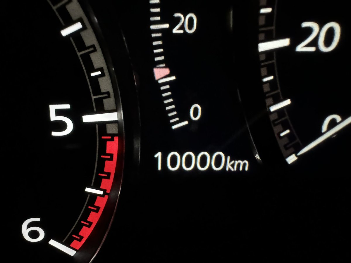 torakono's tweet photo. 昨年7/2納車のCX-60、8ヶ月弱で10,000kmに到達。
このペースだと初の初年度走行距離20,000kmアンダーになりそうね。
#mazda
#cx60
#inline6 https://t.co/wvhaumxUzM