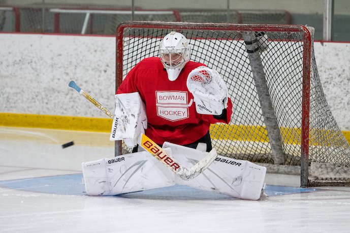 Bowman_Hockey's tweet photo. 💪👏to BH's Jack Fuller on making 49 and 36 saves respectively, in a New Mexico Ice Wolves sweep this weekend over Corpus Christi - way to go Jack! https://t.co/sSpXUuaYsw