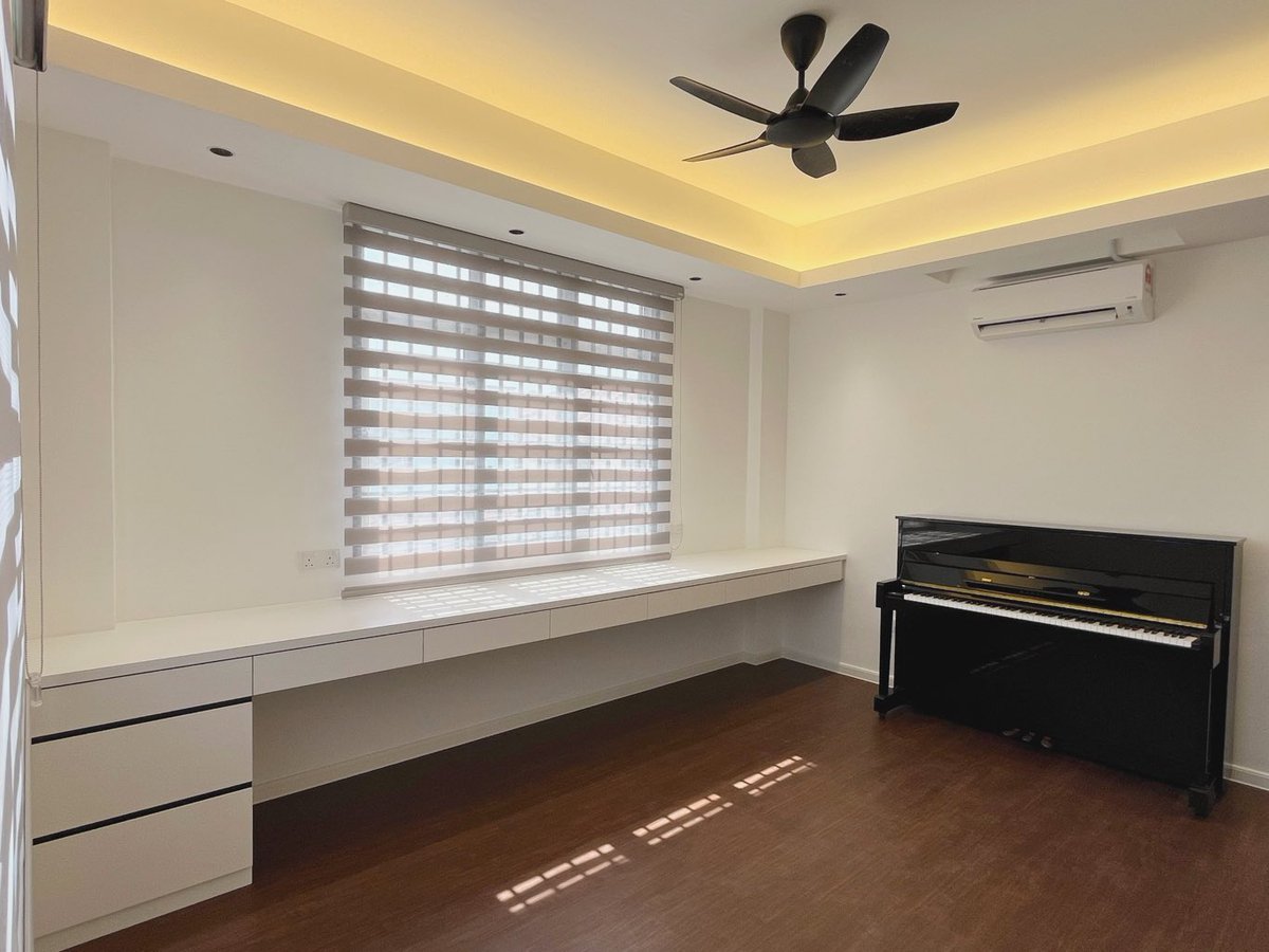 mrcurtainmy's tweet image. Upgrade your study vibe with Zebra Blinds! Perfect light control and modern style for maximum productivity. 📚✨ #ZebraBlinds #StudySpace"