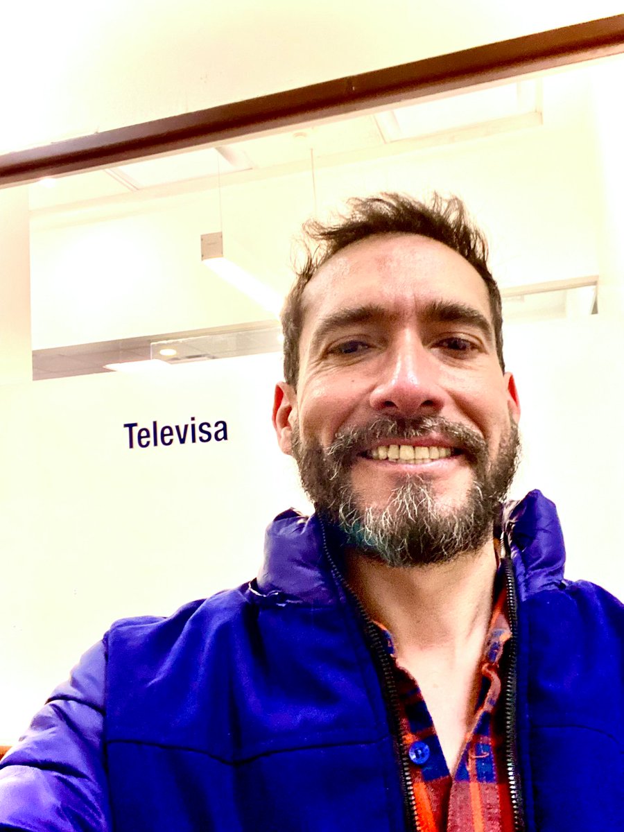 LeonardoMackey's tweet photo. Nuevos proyectos!!! @mackeyleonardo #leonardomackey #televisa  @telemundo #look #instalike #igers #picoftheday  #instadaily #instafollow #followme #instagood #bestoftheday #instacool #instago #all_shots #follow #webstagram #style #instapic #instaart #instaphoto #instago https://t.co/NpPL5DHDjR