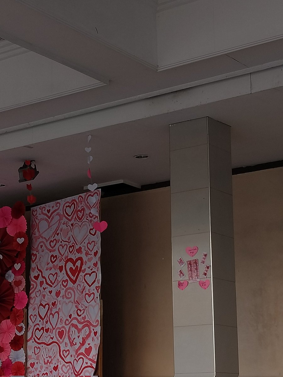 RHNIL_'s tweet image. Hart

post a random photo. kung hindi, mamalasin ka ngayong 2024