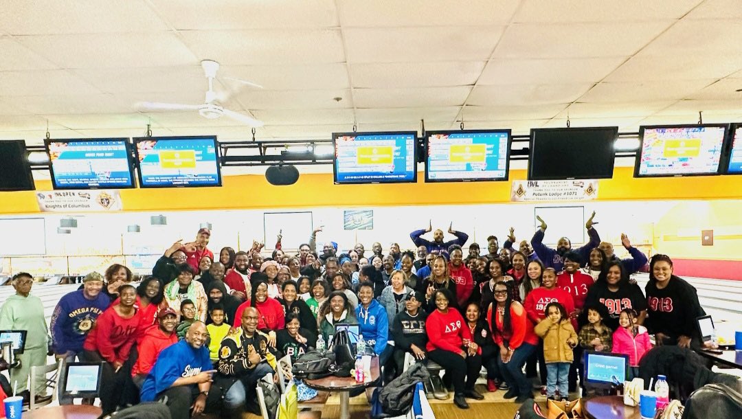 dst_scac's tweet photo. Suffolk County Alumnae Chapter spent President's Day having fun with NPHC Nassau/Suffolk - D9 to support the annual bowling fundraiser. Members, Monique Moore and Shanique Ware were SCAC's first-place winners. #dstscac1989 #dst1913 #elevatingthecommunity https://t.co/nZRwjSHcxQ