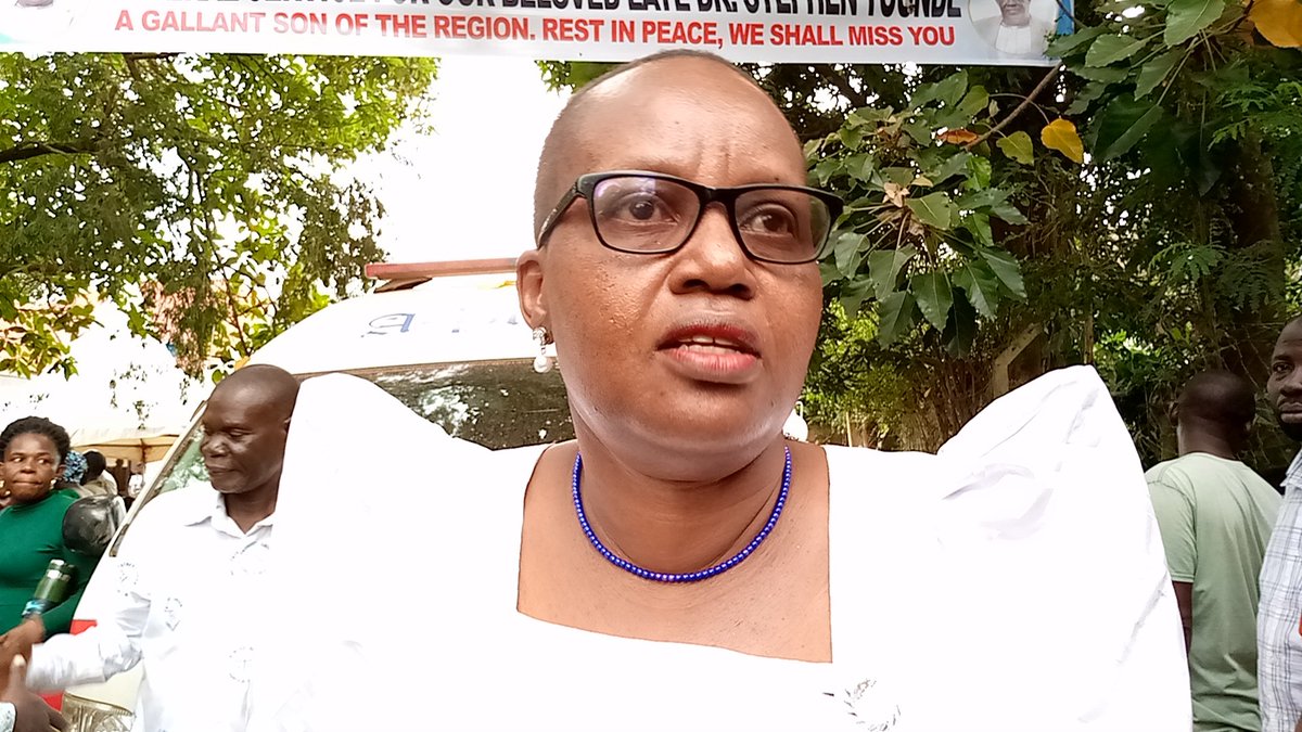 Yesterday while sending off the remains of our senior/elder Dr Tunde in Nabweya parish,I called on the community to involve in government programs to improve on there livelihood because it's the strategy gov't is using to support the wanaichi Rest in peace Dr.Tinde till we meet