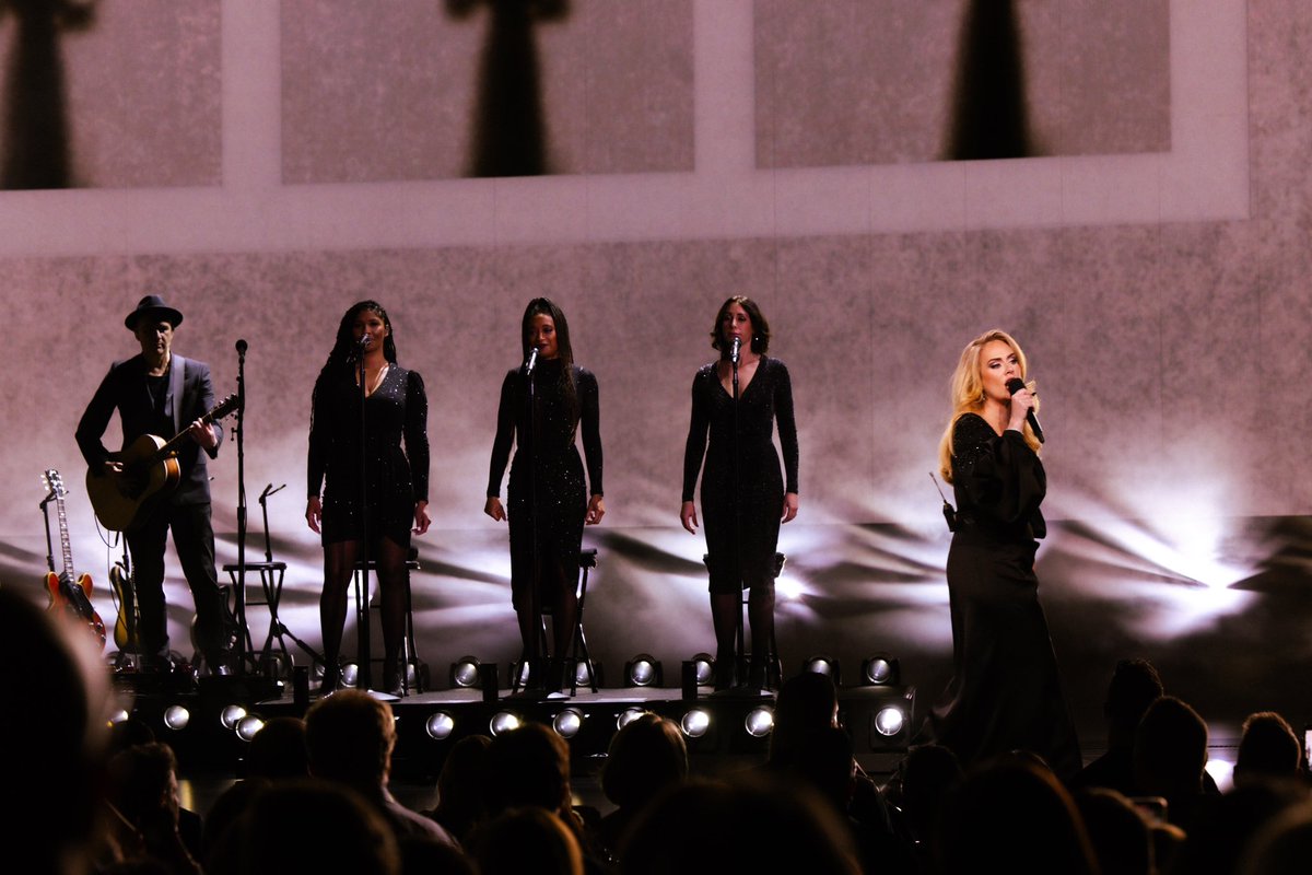 Adele's tweet image. 